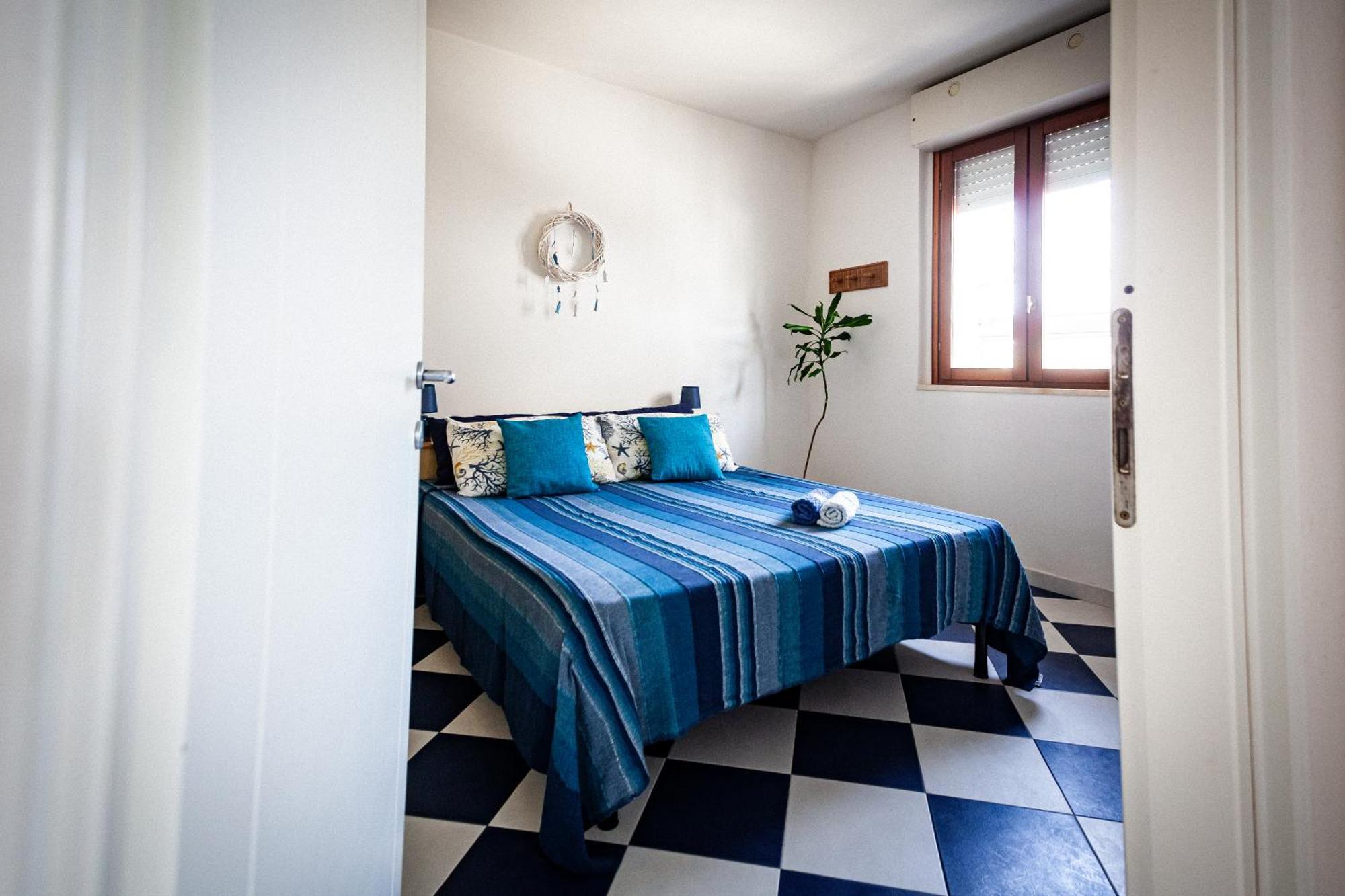 Sea Charm Apartment *